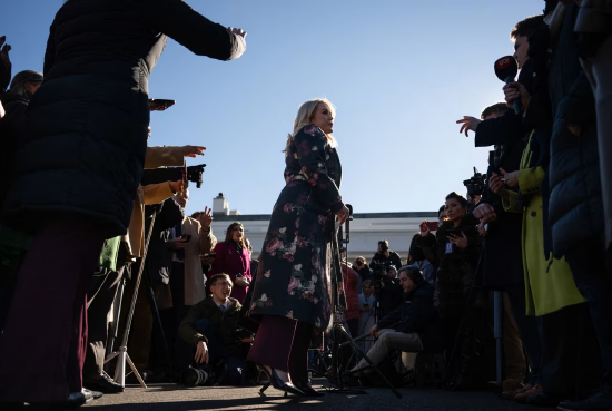 特朗普倾向军事打击之际，白宫考量伊朗核谈判提议