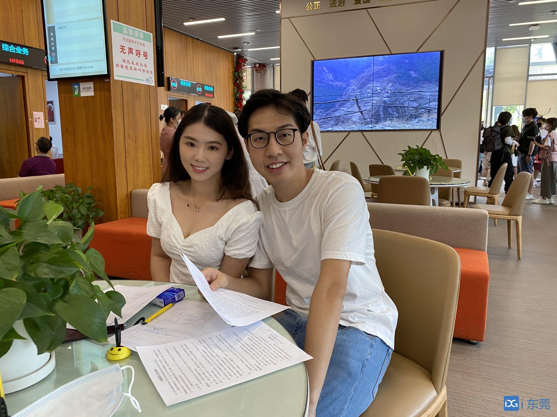 【因疫情被迫同居13天!4个月后他们领证了,我和男友因为疫情同居了不到一个月,就跟他分手了】