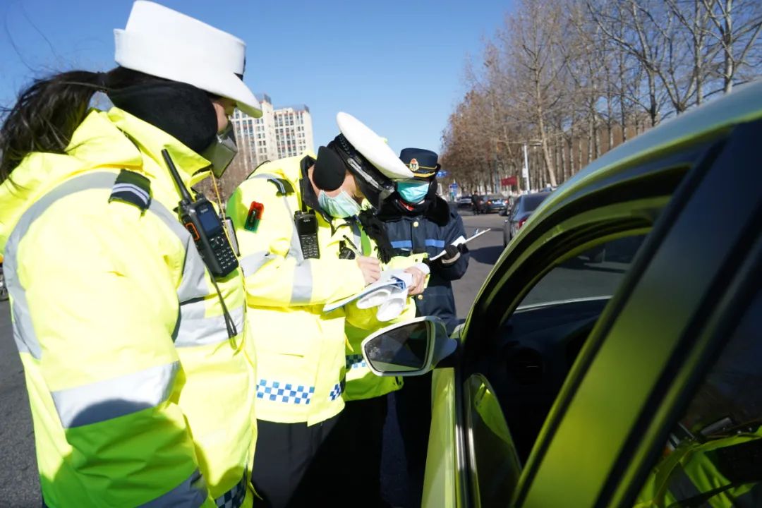 【警察疫情防控,警察疫情防控宣传标语】 【警察疫情防控,警察疫情防控宣传标语】