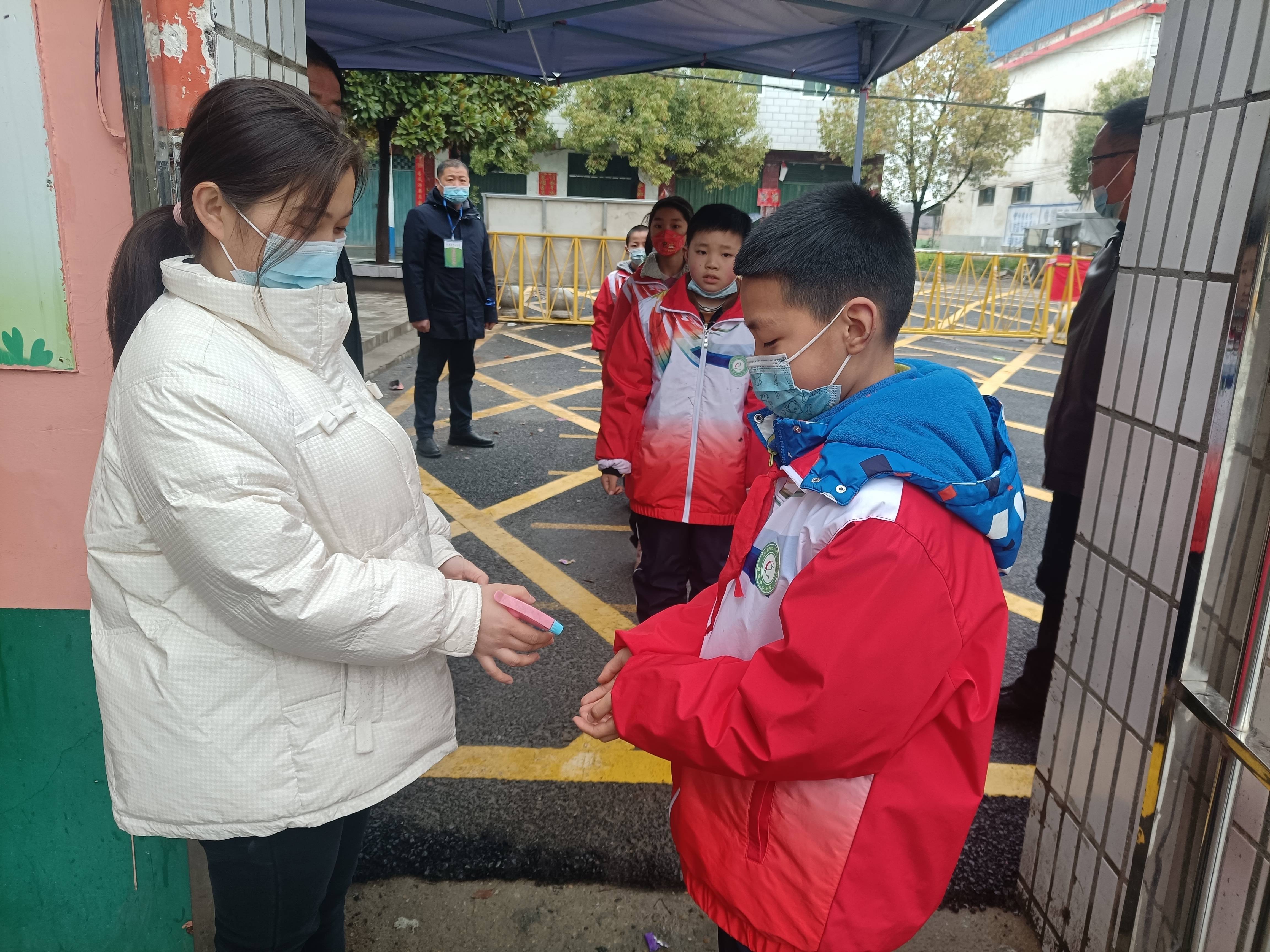 【小学疫情防控方案/小学学校疫情防控方案】
