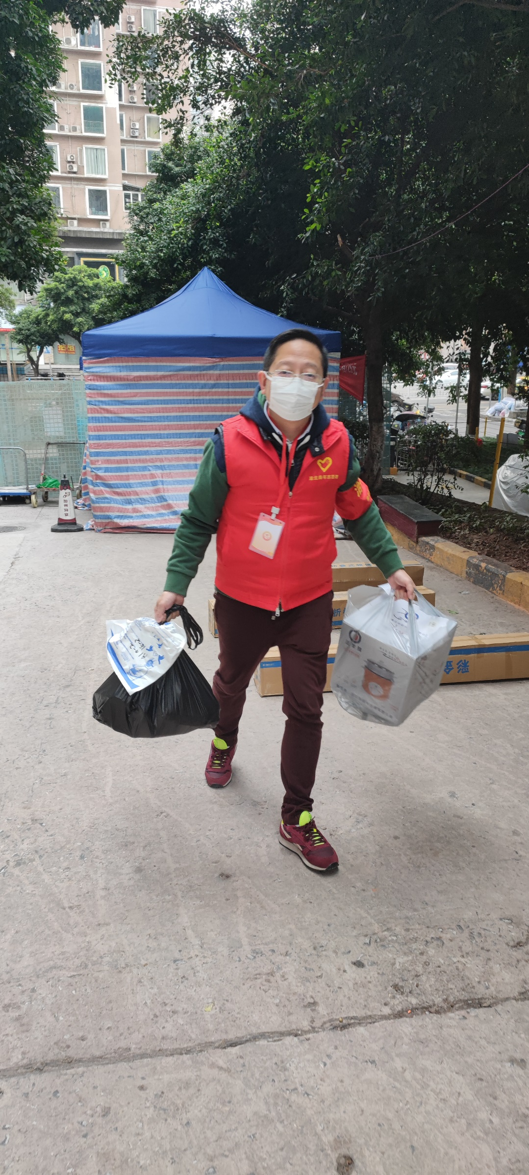 【疫情服务_疫情服务人民奉献社会汪勇】 【疫情服务_疫情服务人民奉献社会汪勇】