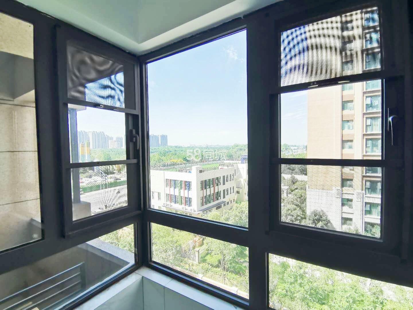 泰宏建业国际城商业一区进展情况】