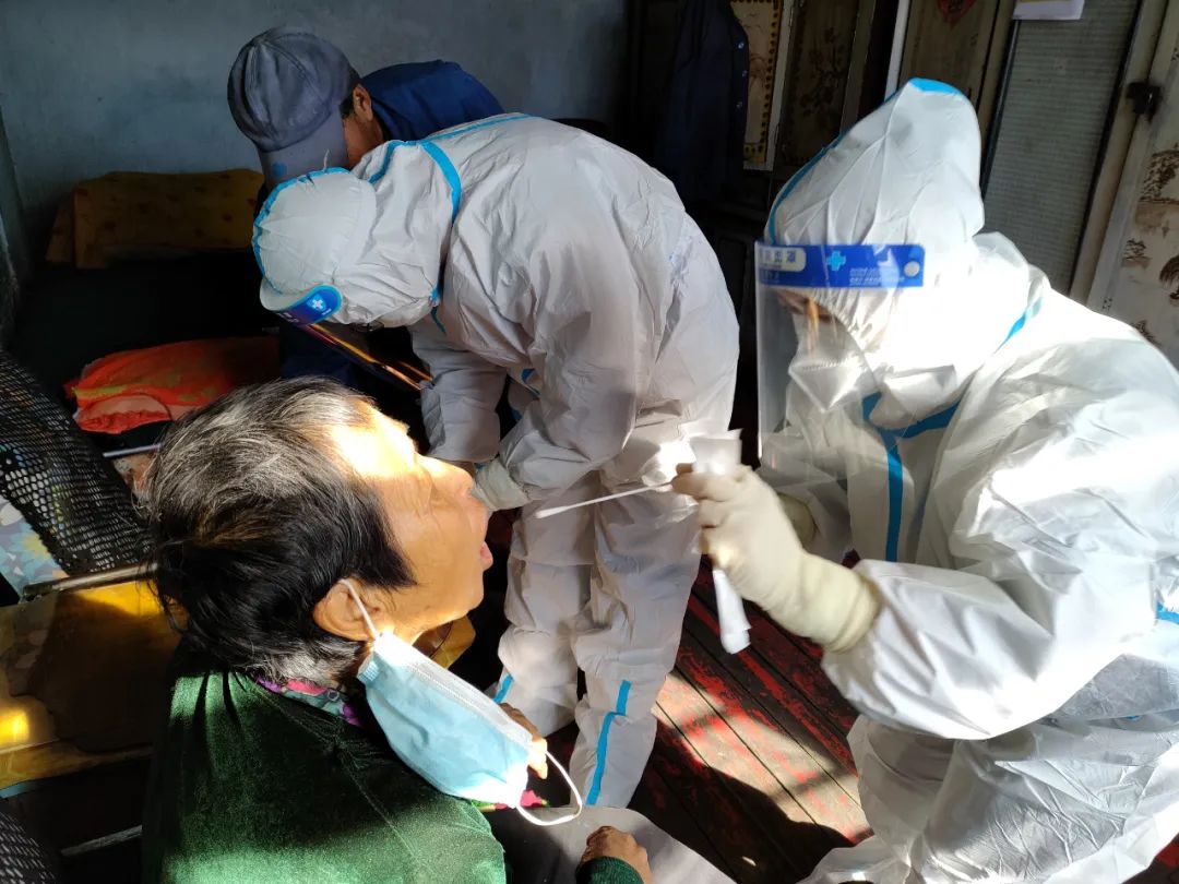 【黄冈疫情感人视频_孙悟空怎么能大闹天宫】 【黄冈疫情感人视频_孙悟空怎么能大闹天宫】